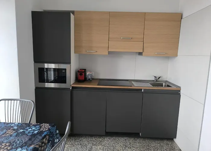 Casa Lampone Due 公寓 *